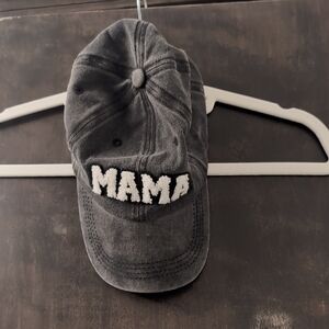 Black 'MAMA' Cap